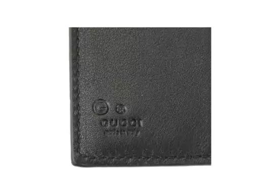 Gucci-Textured-Leather-Bifold-Wallet