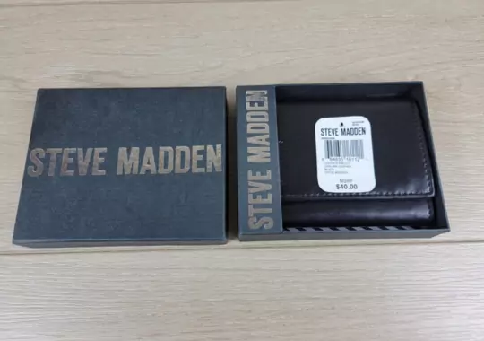 Steve Madden wallet 